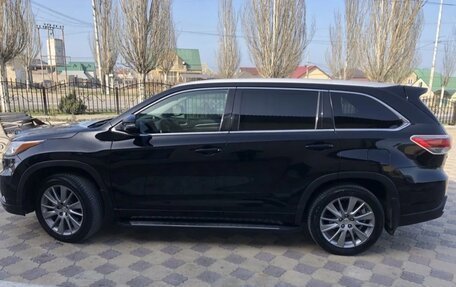 Toyota Highlander III, 2014 год, 2 600 000 рублей, 6 фотография