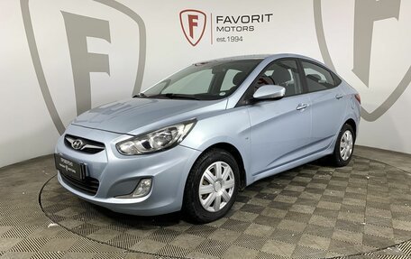 Hyundai Solaris II рестайлинг, 2012 год, 810 000 рублей, 1 фотография