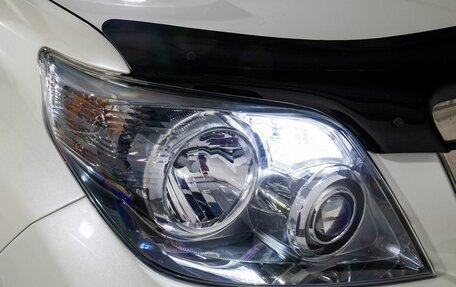 Toyota Land Cruiser Prado 150 рестайлинг 2, 2011 год, 3 370 000 рублей, 23 фотография