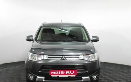 Mitsubishi Outlander III рестайлинг 3, 2014 год, 1 385 000 рублей, 2 фотография