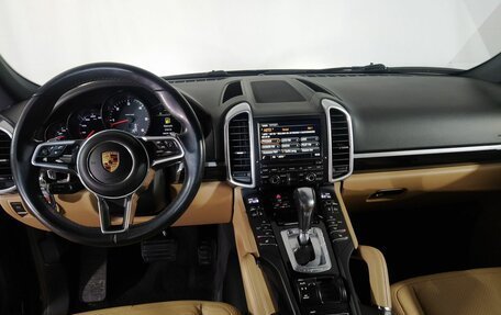 Porsche Cayenne III, 2016 год, 3 799 000 рублей, 9 фотография