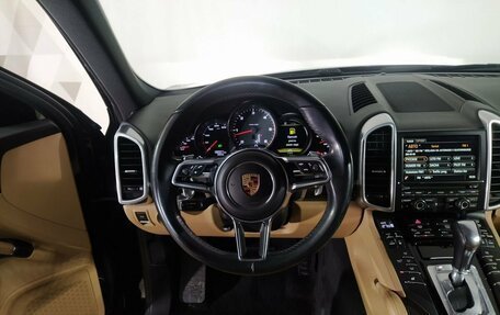 Porsche Cayenne III, 2016 год, 3 799 000 рублей, 10 фотография