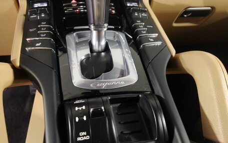 Porsche Cayenne III, 2016 год, 3 799 000 рублей, 12 фотография