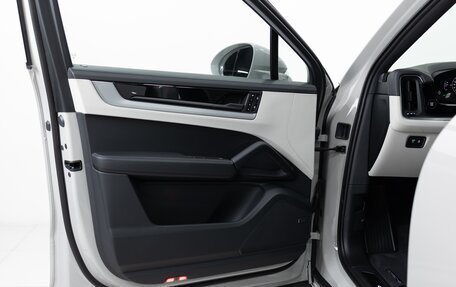 Porsche Cayenne III, 2025 год, 18 890 000 рублей, 8 фотография