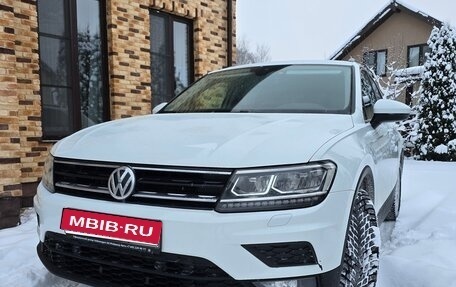 Volkswagen Tiguan II, 2020 год, 2 250 000 рублей, 1 фотография