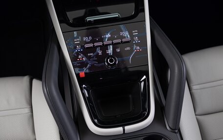 Porsche Cayenne III, 2025 год, 18 890 000 рублей, 18 фотография