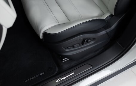 Porsche Cayenne III, 2025 год, 18 890 000 рублей, 12 фотография