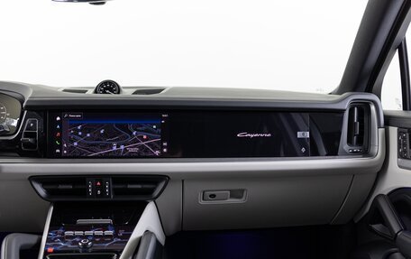 Porsche Cayenne III, 2025 год, 18 890 000 рублей, 20 фотография