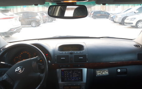 Toyota Avensis III рестайлинг, 2003 год, 699 999 рублей, 4 фотография