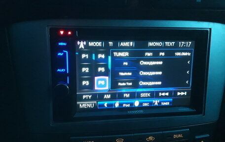 Toyota Avensis III рестайлинг, 2003 год, 699 999 рублей, 10 фотография