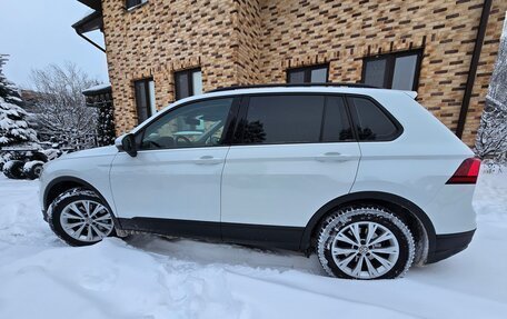 Volkswagen Tiguan II, 2020 год, 2 250 000 рублей, 5 фотография