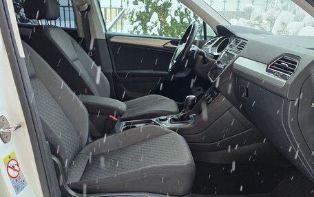 Volkswagen Tiguan II, 2020 год, 2 250 000 рублей, 13 фотография