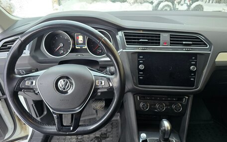Volkswagen Tiguan II, 2020 год, 2 250 000 рублей, 17 фотография