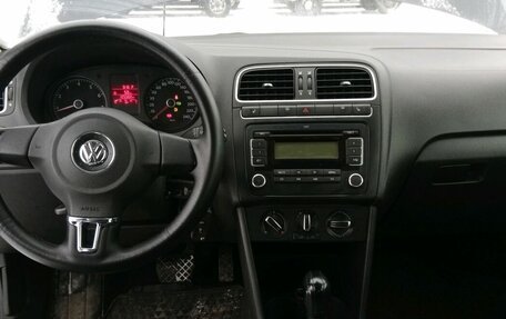 Volkswagen Polo VI (EU Market), 2011 год, 730 000 рублей, 5 фотография