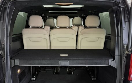 Mercedes-Benz V-Класс, 2017 год, 5 500 000 рублей, 18 фотография