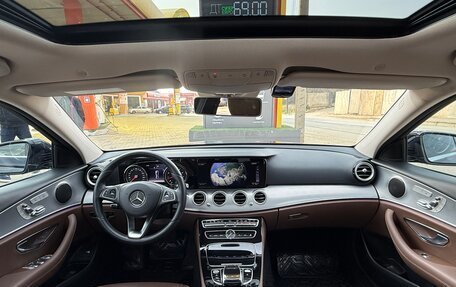 Mercedes-Benz E-Класс, 2017 год, 3 690 000 рублей, 5 фотография