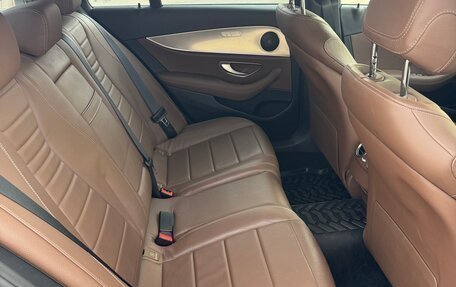 Mercedes-Benz E-Класс, 2017 год, 3 690 000 рублей, 9 фотография