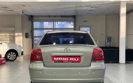 Toyota Avensis III рестайлинг, 2004 год, 669 900 рублей, 9 фотография