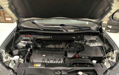 Mitsubishi Outlander III рестайлинг 3, 2018 год, 1 850 000 рублей, 9 фотография