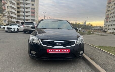 KIA cee'd I рестайлинг, 2010 год, 730 000 рублей, 2 фотография
