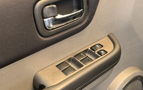 Nissan X-Trail, 2005 год, 699 000 рублей, 17 фотография