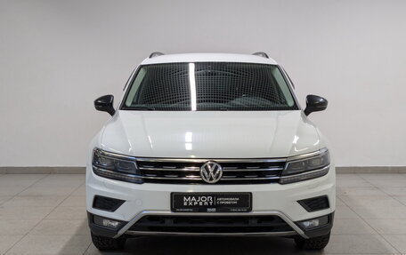 Volkswagen Tiguan II, 2019 год, 2 500 000 рублей, 2 фотография