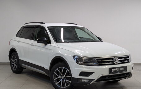 Volkswagen Tiguan II, 2019 год, 2 500 000 рублей, 3 фотография