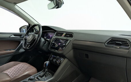 Volkswagen Tiguan II, 2019 год, 2 500 000 рублей, 11 фотография