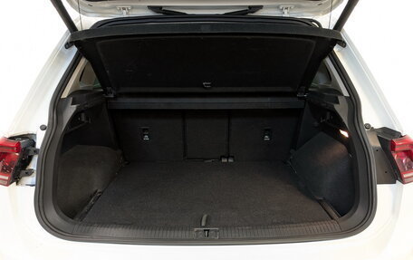 Volkswagen Tiguan II, 2019 год, 2 500 000 рублей, 10 фотография