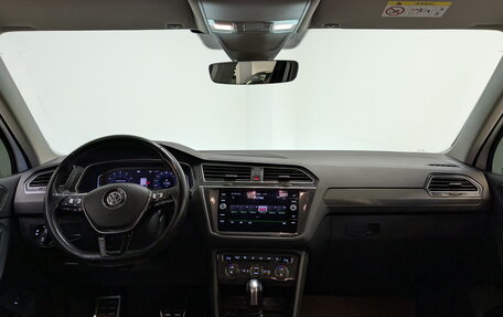 Volkswagen Tiguan II, 2019 год, 2 500 000 рублей, 14 фотография