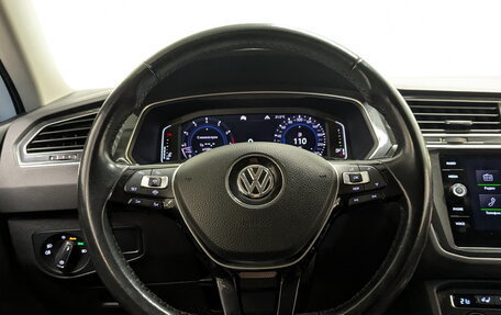 Volkswagen Tiguan II, 2019 год, 2 500 000 рублей, 21 фотография