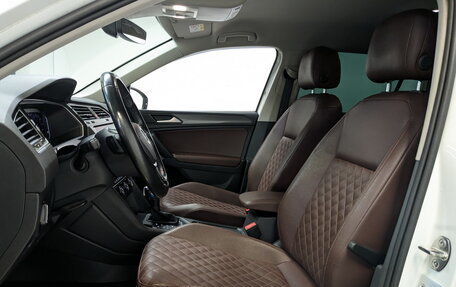 Volkswagen Tiguan II, 2019 год, 2 500 000 рублей, 20 фотография