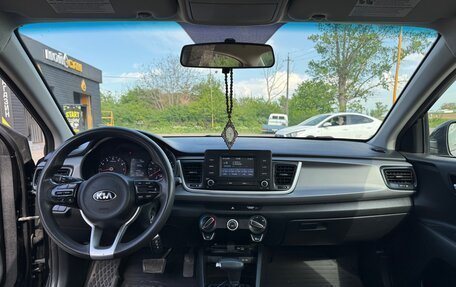 KIA Rio IV, 2018 год, 1 050 000 рублей, 7 фотография