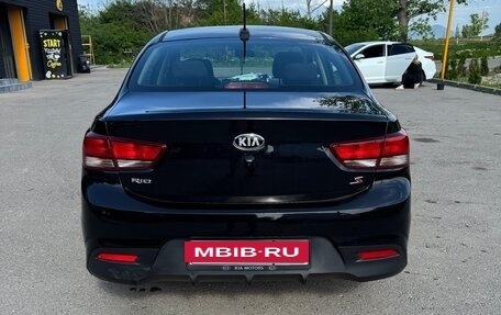 KIA Rio IV, 2018 год, 1 050 000 рублей, 4 фотография