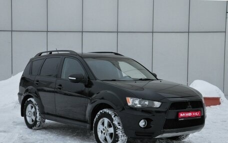 Mitsubishi Outlander III рестайлинг 3, 2011 год, 1 110 000 рублей, 1 фотография