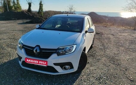 Renault Logan II, 2020 год, 1 027 000 рублей, 2 фотография