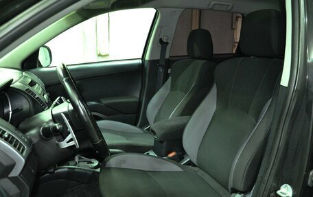 Mitsubishi Outlander III рестайлинг 3, 2011 год, 1 110 000 рублей, 6 фотография