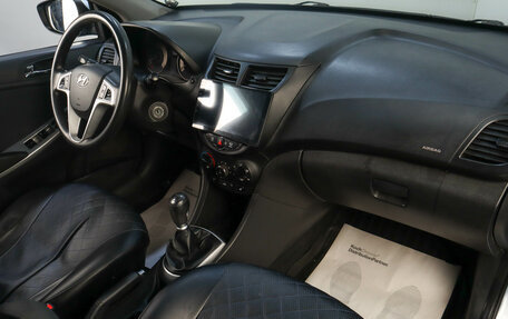 Hyundai Solaris II рестайлинг, 2011 год, 669 000 рублей, 14 фотография