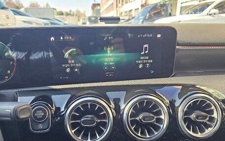 Mercedes-Benz A-Класс, 2022 год, 1 642 000 рублей, 9 фотография