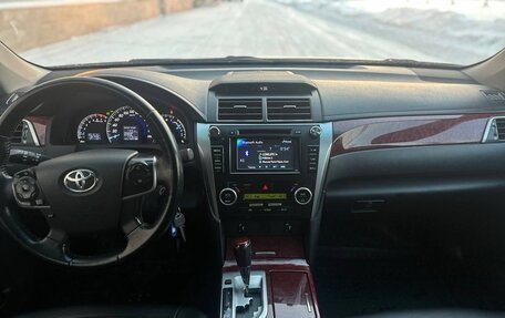 Toyota Camry, 2014 год, 1 590 000 рублей, 14 фотография