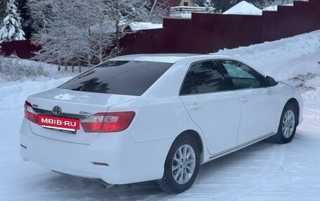 Toyota Camry, 2014 год, 1 590 000 рублей, 6 фотография