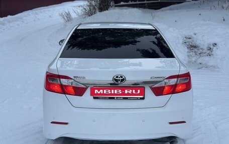 Toyota Camry, 2014 год, 1 590 000 рублей, 7 фотография