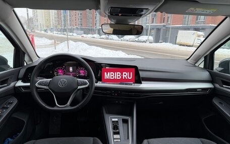 Volkswagen Golf VIII, 2023 год, 3 350 000 рублей, 13 фотография