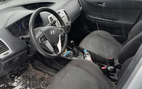 Hyundai i20 IB рестайлинг, 2010 год, 300 000 рублей, 3 фотография
