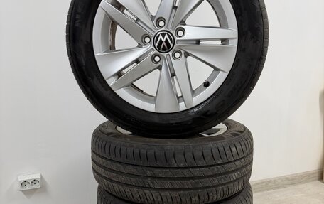 Volkswagen Golf VIII, 2023 год, 3 350 000 рублей, 19 фотография