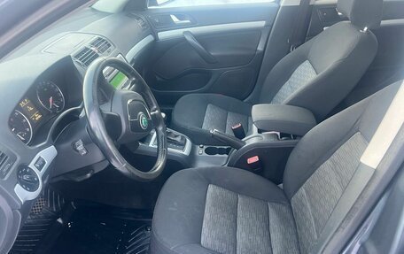 Skoda Octavia, 2011 год, 880 000 рублей, 6 фотография