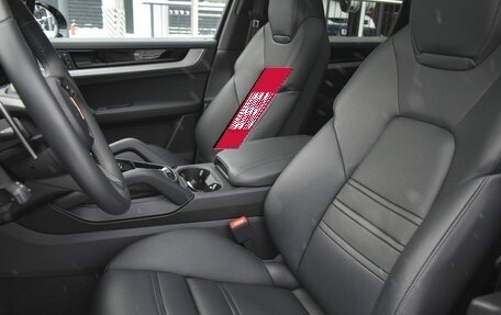 Porsche Cayenne III, 2023 год, 14 200 000 рублей, 9 фотография