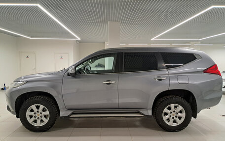 Mitsubishi Pajero Sport III рестайлинг, 2017 год, 2 805 000 рублей, 10 фотография