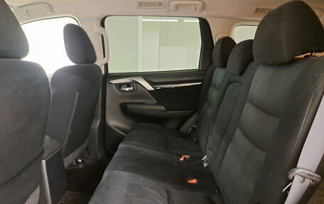 Mitsubishi Pajero Sport III рестайлинг, 2017 год, 2 805 000 рублей, 15 фотография