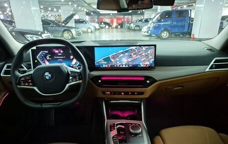 BMW 3 серия, 2024 год, 5 930 000 рублей, 8 фотография